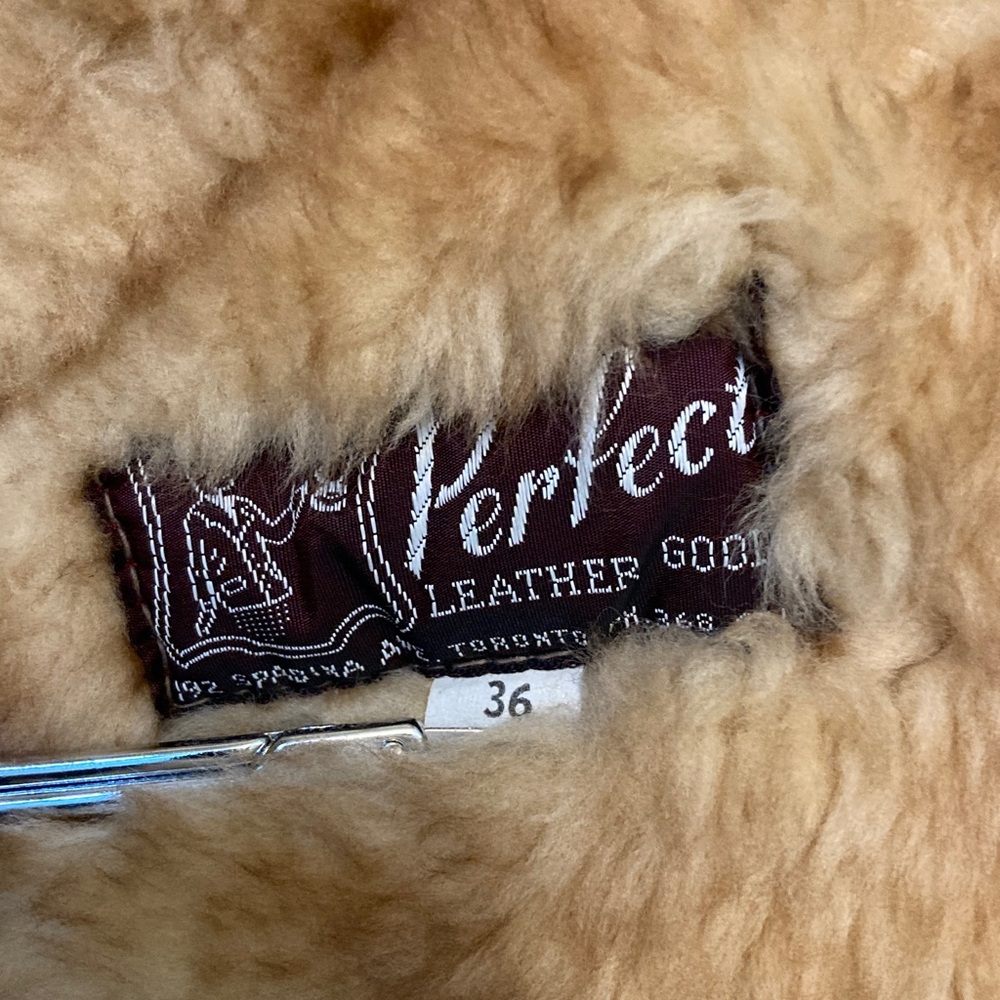 Women's Tan Shearling Zip-Up Jacket with Plush Collar - Picture 11 of 15